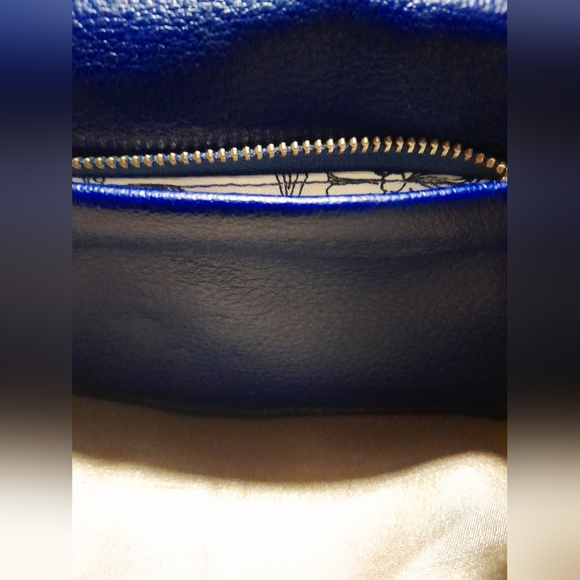 Vera Bradley wallet leather. - Picture 6 of 13